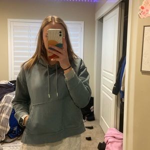 cropped hoodie!